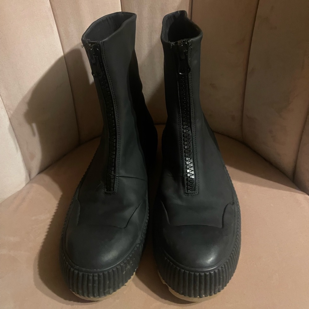 Zara Women Black Zippered Rain Boots